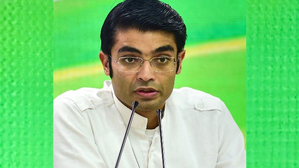 কংগ্রেসের মুখপাত্র এখন বিজেপির মুখপাত্র