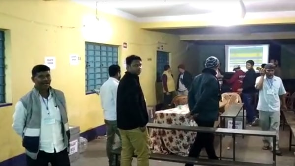 ভাবাচ্ছে তৃণমূল নেতৃত্বকে