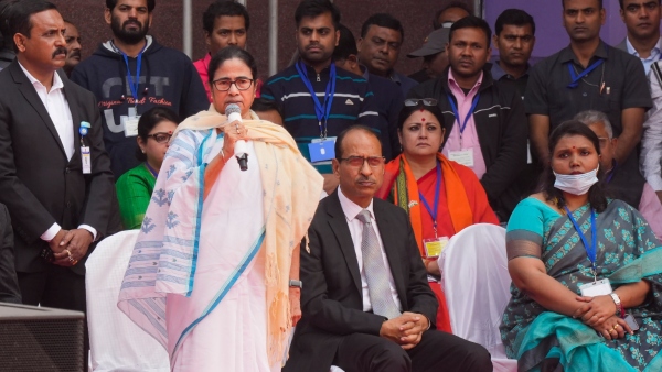 মমতার মুখে শোভনের নাম