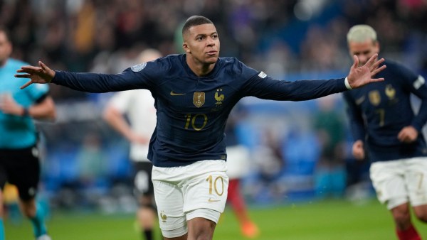 এমবাপের অপর দুই শর্ত: