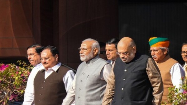 যেসব রাজ্যে নেতৃত্ব বদলের দাবি