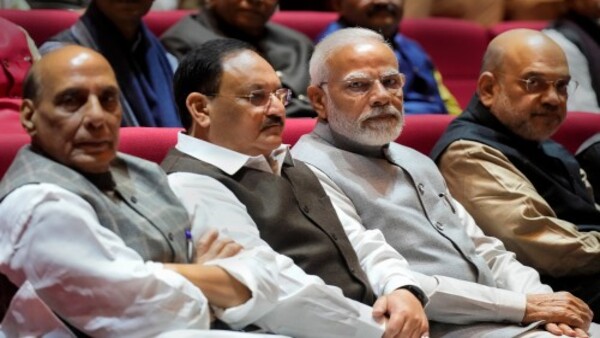 বড় পরিবর্তন করা হয়েছিল গুজরাতে