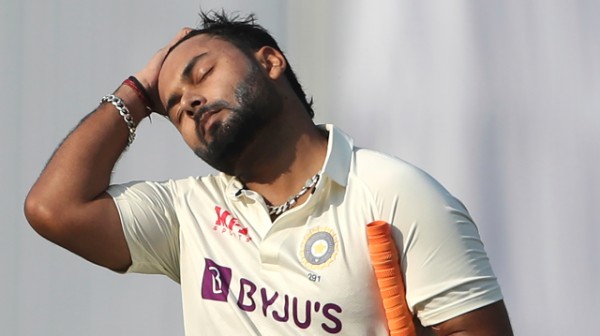 Rishabh Pant Health Update: কেমন আছেন গুরুতর দুর্ঘটনার কবলে পড়া ঋষভ পন্থ, জেনে নিন Rishabh Pant Health Update: কেমন আছেন গুরুতর দুর্ঘটনার কবলে পড়া ঋষভ পন্থ, জেনে নিন