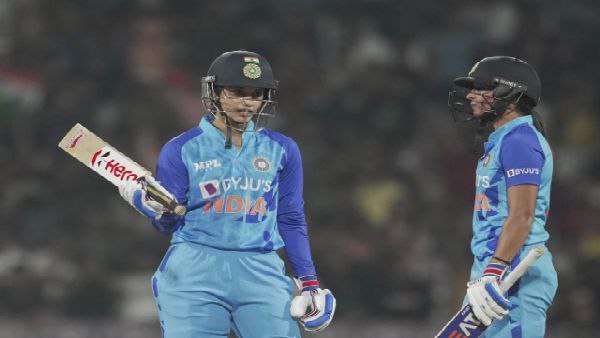 প্রথম ম্যাচ থেকে ছিটকে যাওয়ার মুখে প্রথম ম্যাচ থেকে ছিটকে যাওয়ার মুখে