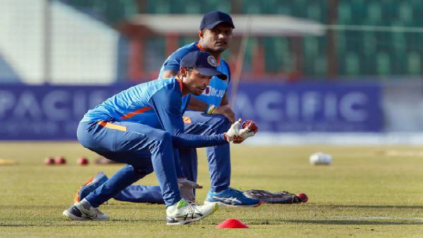 দৌড়ে অভিমন্যু