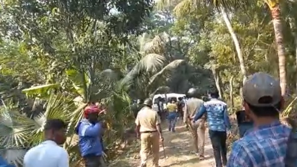 আতঙ্কে বিজেপি নেতা কর্মীরা। 