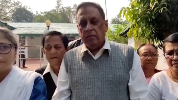 কংগ্রেসকে ভেঙে নতুন ইউনিট কংগ্রেসকে ভেঙে নতুন ইউনিট