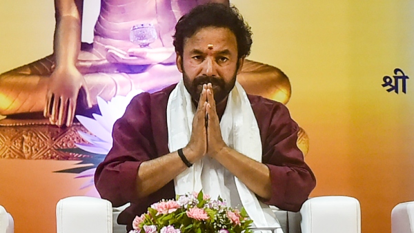 রীতিমত উচ্ছ্বসিত কেন্দ্রীয় সংস্কৃতিমন্ত্রী