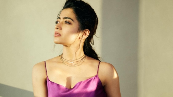  কেন ট্রোলিংয়ের মুখে পড়েছিলেন অভিনেত্রী