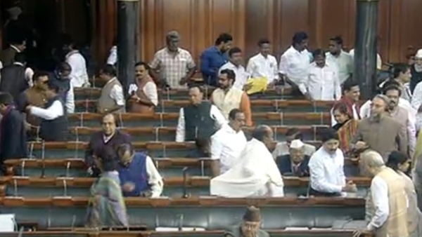 সংসদ উত্তাল 