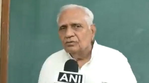 চোখের জল ফেলছেন সোমভাই! 