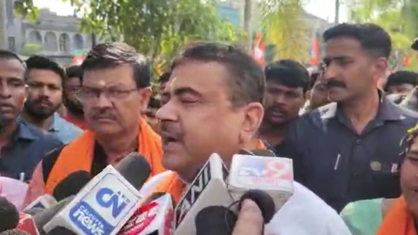 শিল্প আনতে ব্যর্থ মমতা বন্দ্যোপাধ্যায় শিল্প আনতে ব্যর্থ মমতা বন্দ্যোপাধ্যায়