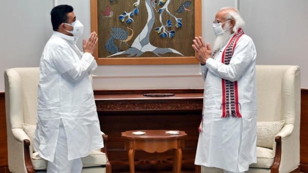 মোদীর সঙ্গেও বিরোধী দলনেতার কথা