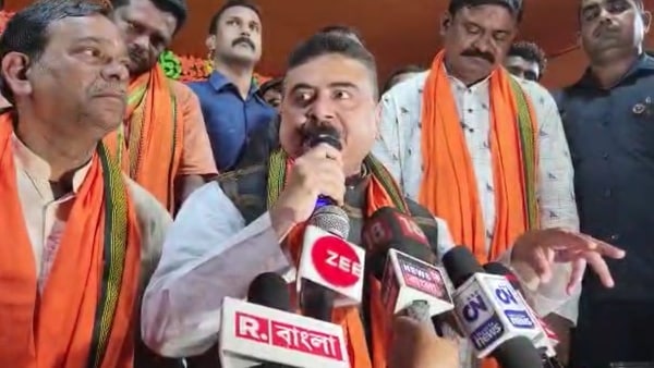 সরকার আরও কোণঠাসা হবে সরকার আরও কোণঠাসা হবে