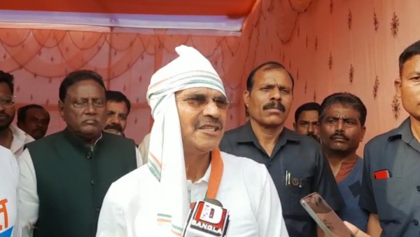 শিলিগুড়িয়ে অধীরের ভারত জোড়ো যাত্রা শিলিগুড়িয়ে অধীরের ভারত জোড়ো যাত্রা