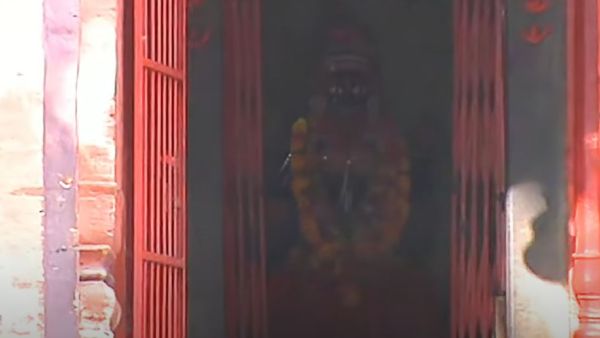 নিশি পুজো হয় না মন্দিরে