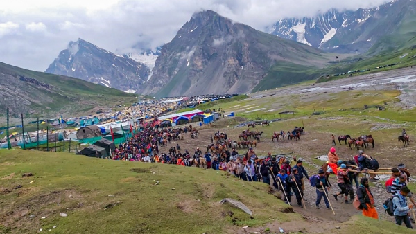 এবার থেকে সারাবছরই যাওয়া যাবে অমরনাথে, তীর্থযাত্রীদের জন্য তৈরি হচ্ছে বিশেষ টানেল এবার থেকে সারাবছরই যাওয়া যাবে অমরনাথে, তীর্থযাত্রীদের জন্য তৈরি হচ্ছে বিশেষ টানেল