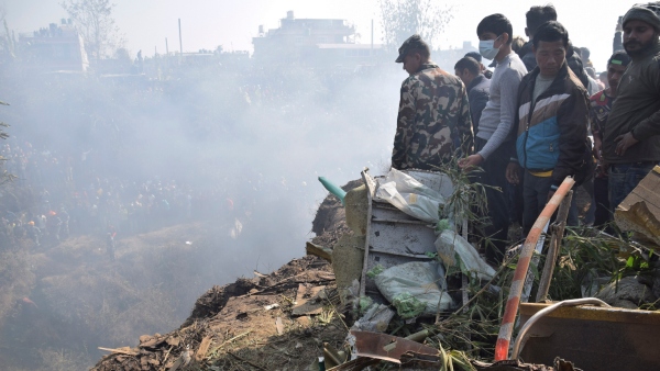  পোখরা বিমানবন্দরের কাছে বিমানে আগুন