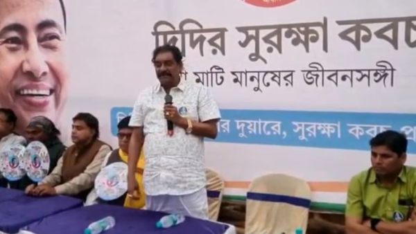  কটাক্ষ সিপিএম-বিজেপির
