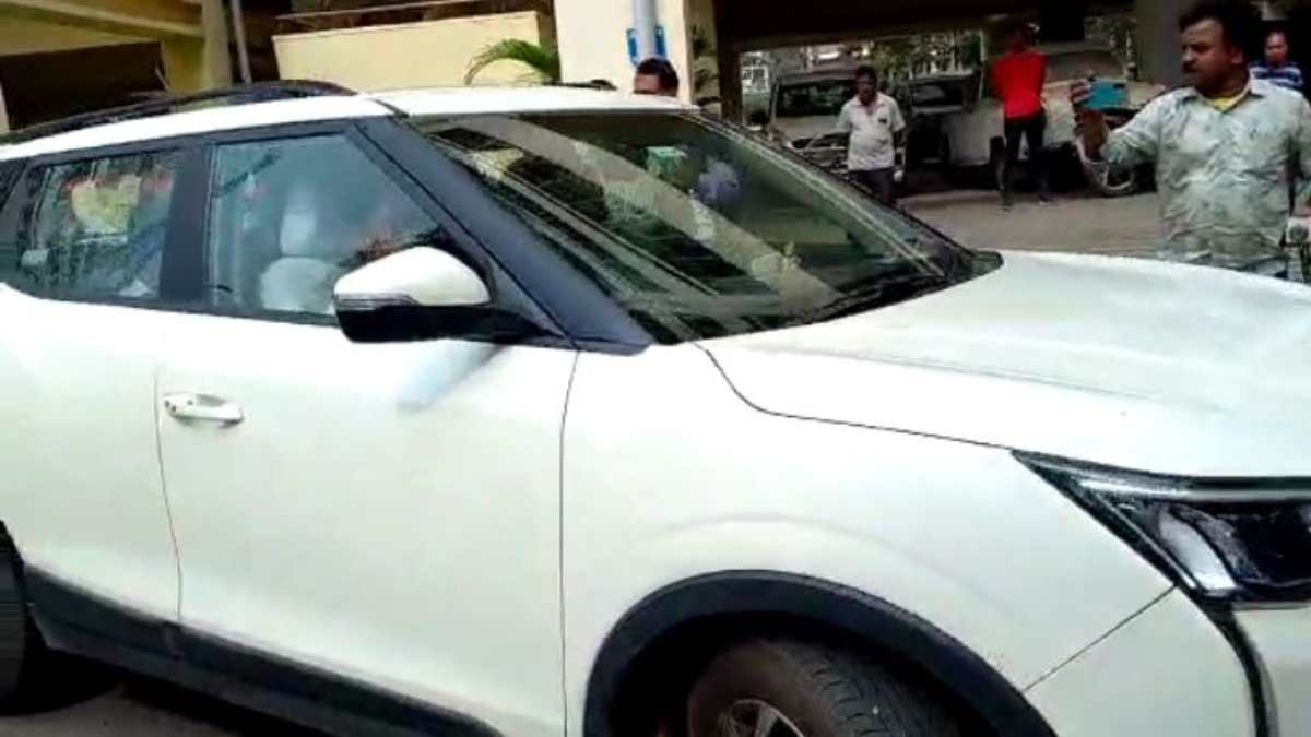 গ্রেফতার অয়ন শীল গ্রেফতার অয়ন শীল