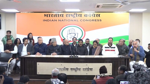 ভুল বুঝতে পেরে কংগ্রেসে ফেরা