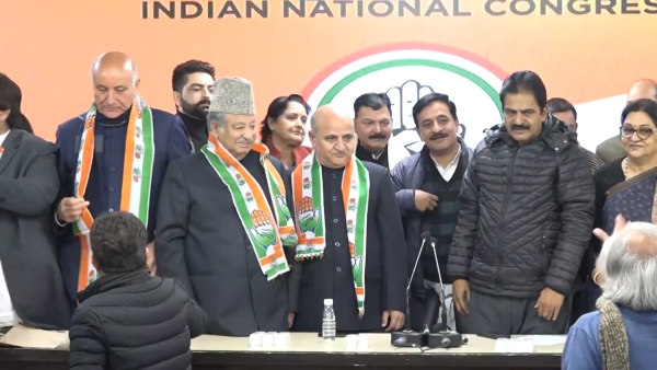 উল্লেখযোগ্য যাঁরা ফিরলেন কংগ্রেসে