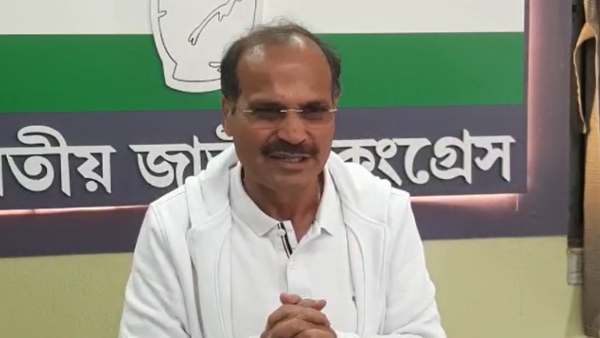 মানুষের সাড়ায় আপ্লুত অধীর মানুষের সাড়ায় আপ্লুত অধীর