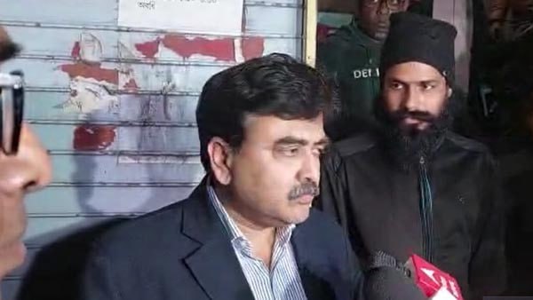 ভয় দেখিয়ে সন্ত্রস্ত করে রাখার চেষ্টা করা হচ্ছে। 