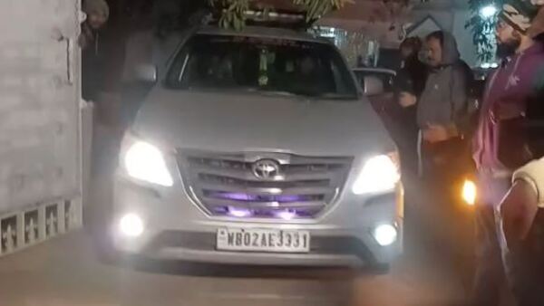  ১০ ঘন্টার বেশি তল্লাশি