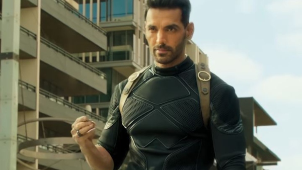  কোন কোন ভাষায় মুক্তি পেল সিনেমাটি