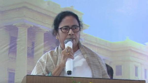 আন্তর্জাতিক চলচ্চিত্র উৎসব থেকে শুরু আন্তর্জাতিক চলচ্চিত্র উৎসব থেকে শুরু