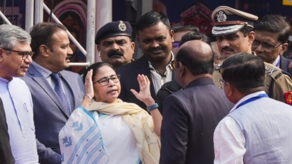 রাজনৈতিক দোষারোপের পালা