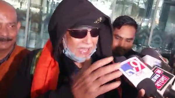 কুণাল ঘোষকে কটাক্ষ কুণাল ঘোষকে কটাক্ষ