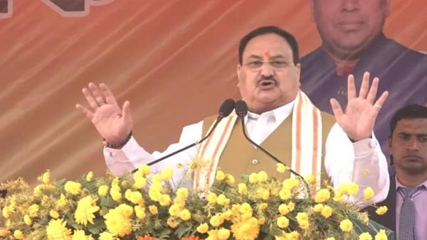  মমতা বন্দ্যোপাধ্যায়কে তীব্র সমালোচনা 