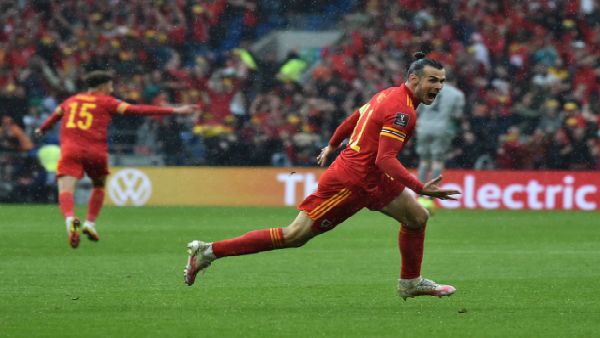 কঠিনতম সিদ্ধান্তটা নিয়েই ফেললেন গ্যারেথ বেল কঠিনতম সিদ্ধান্তটা নিয়েই ফেললেন গ্যারেথ বেল