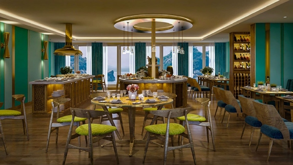 ক্রুজ ট্যুরিসম শুরু ক্রুজ ট্যুরিসম শুরু