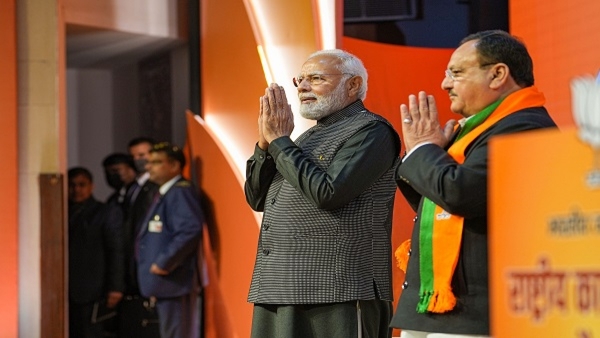 বাংলা বিজেপির প্রশংসায় মোদী বাংলা বিজেপির প্রশংসায় মোদী