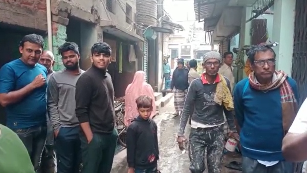 বিদ্যাসাগর সেতুতে ঘাপটি মেরে বসেছিল এসটিএফ, সিনেমার কায়দায় জঙ্গি সন্দেহে গ্রেফতার বিদ্যাসাগর সেতুতে ঘাপটি মেরে বসেছিল এসটিএফ, সিনেমার কায়দায় জঙ্গি সন্দেহে গ্রেফতার