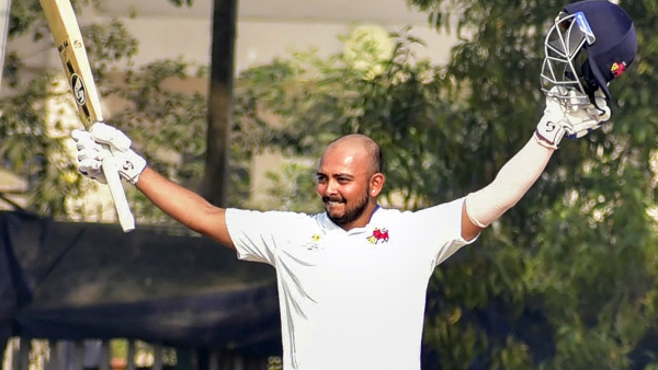 দুরন্ত শতরান করেন রাহানে: