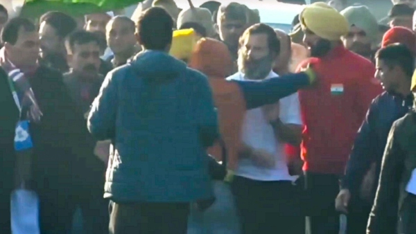 রাহুল গান্ধীর নিরাপত্তায় গলদ রাহুল গান্ধীর নিরাপত্তায় গলদ