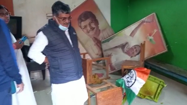 তৃণমূলের গোষ্ঠী দ্বন্দ্বে ভাঙচুর