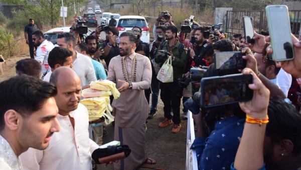 দীর্ঘদিনের সম্পর্ক দীর্ঘদিনের সম্পর্ক