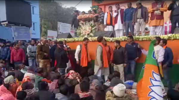 শুভেন্দুর বিরুদ্ধে ক্ষোভ উগরে পদত্যাগ সৌমিত্রের শুভেন্দুর বিরুদ্ধে ক্ষোভ উগরে পদত্যাগ সৌমিত্রের