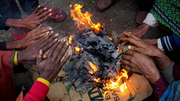 দিল্লিতে পারদ নামল ১ ডিগ্রিতে