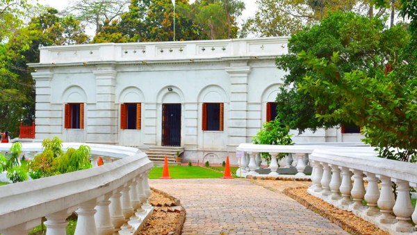 কখন যাবেন