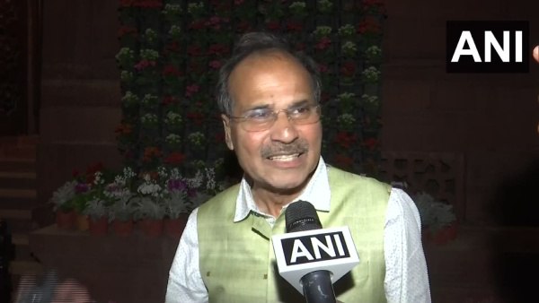 কর্মীদের সতর্ক করলেন অফিসাররা