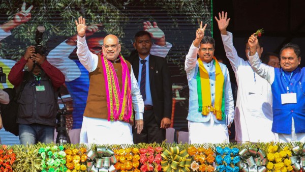 বি-টিম হলে কেন আলোচনায় ডাকা হল? বি-টিম হলে কেন আলোচনায় ডাকা হল?