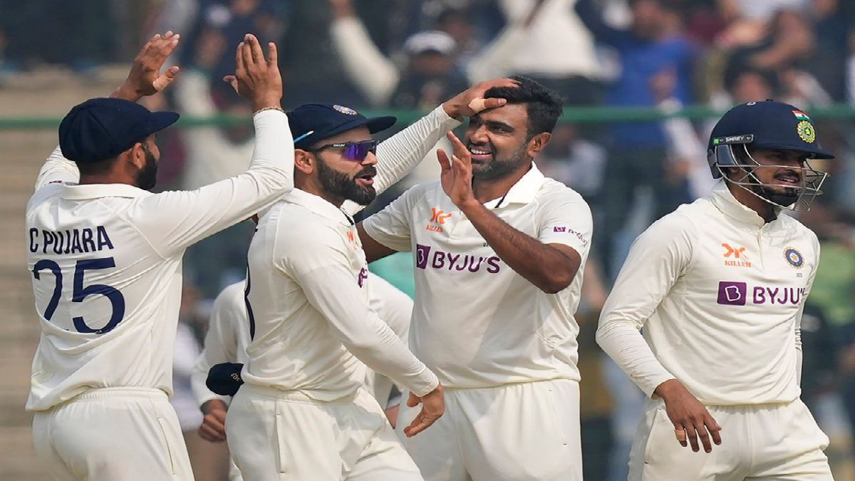 কুম্বলেকে তাড়া অশ্বিনের কুম্বলেকে তাড়া অশ্বিনের