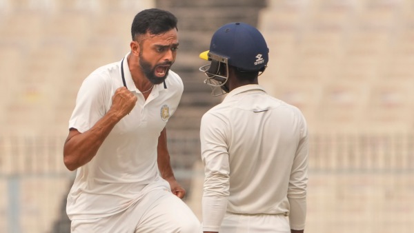 সৌরাষ্ট্রের কাছে লজ্জার হার বাংলার