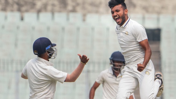 বাংলার ব্যাটিং ভরাডুবি, বোলিং ছারখার